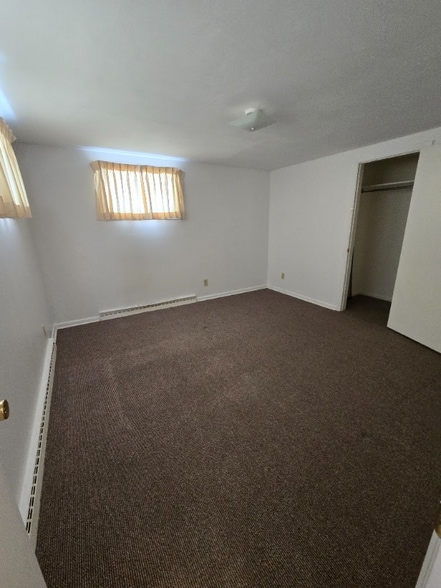 Building Photo - 12163 State St NE