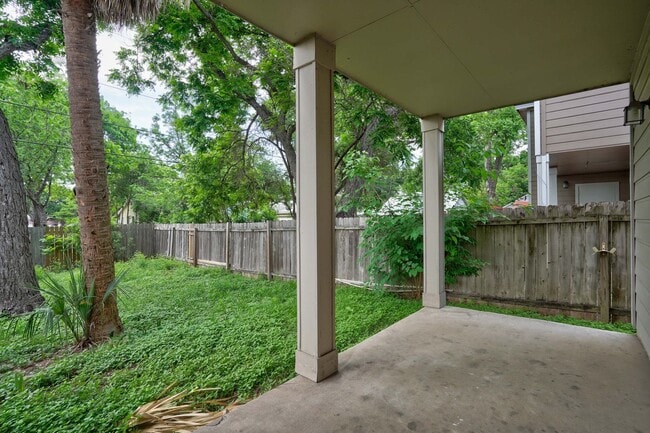 Building Photo - 4502 Avenue-B