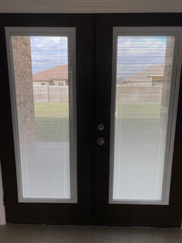 Building Photo - 3873 Tolosa St