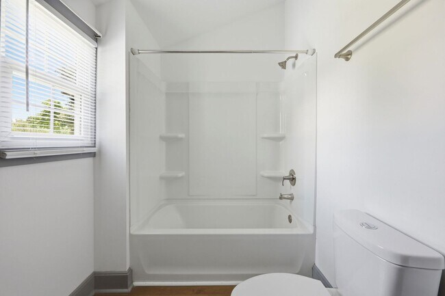 Building Photo - Renovated 2 Bed 1 Bath Home in Erwin