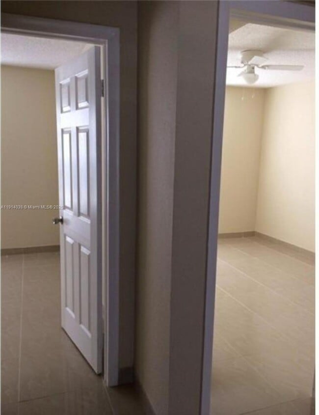 Building Photo - 3928 SW 67th Way