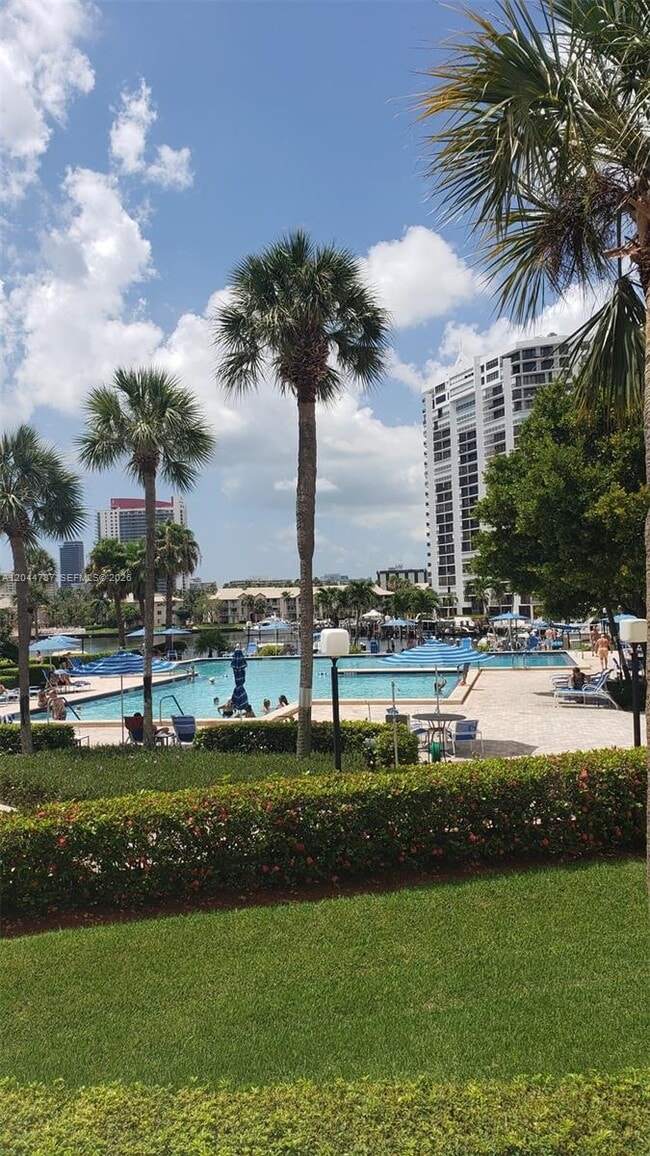 Building Photo - 600 Three Islands Boulevard