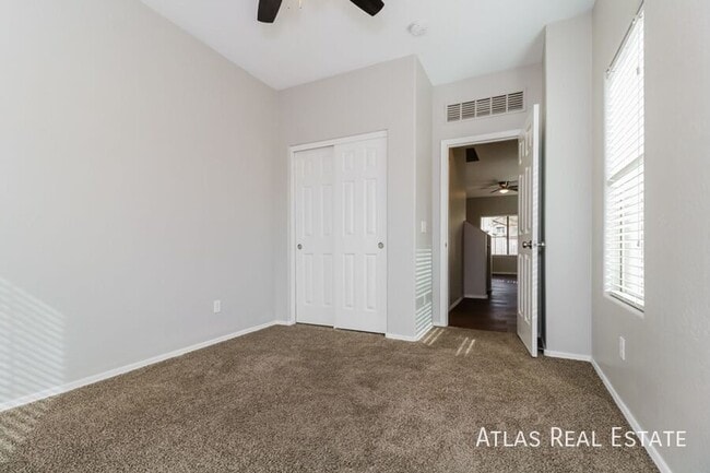 Building Photo - 17254 W Country Gables Dr