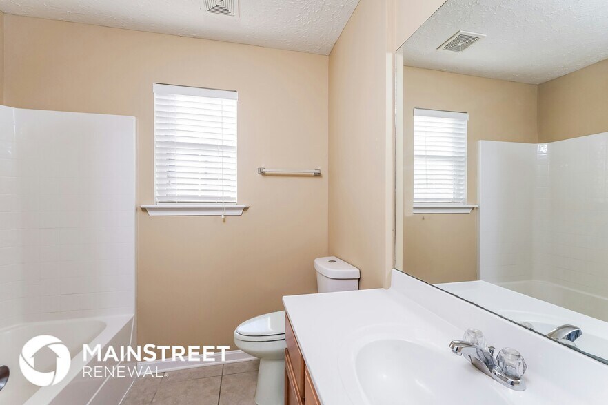 Building Photo - 7813 Bridlewood Pl