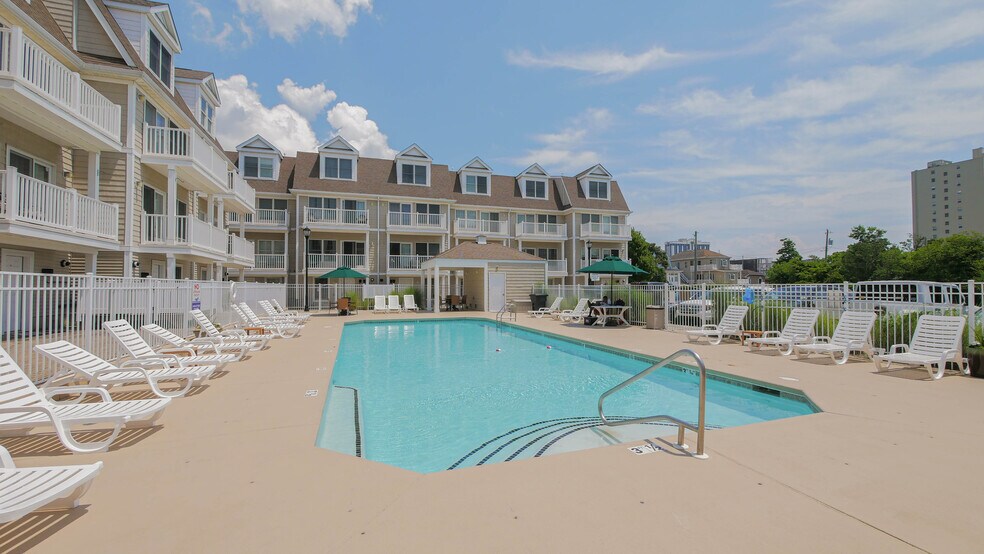 Building Photo - 4 Chelsea Ct