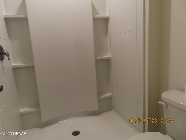 Building Photo - 4 BELLA LAGO Cir