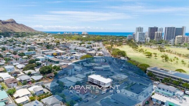 Building Photo - 3215 Ho'olulu St