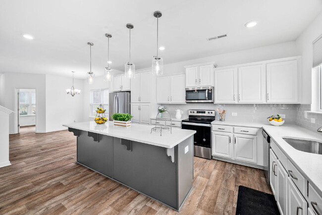 Building Photo - Spacious 4-Bedroom Rental in Desirable Arl...