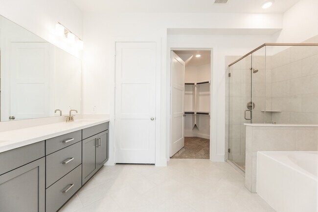 Building Photo - 7819 Cattail Shallows Ln