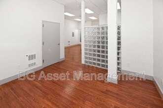 Building Photo - 1459 MacArthur Blvd