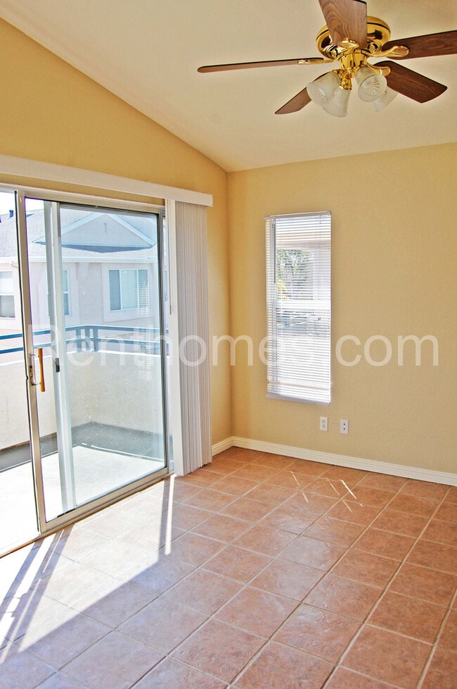 Building Photo - 11867 Spruce Run Dr