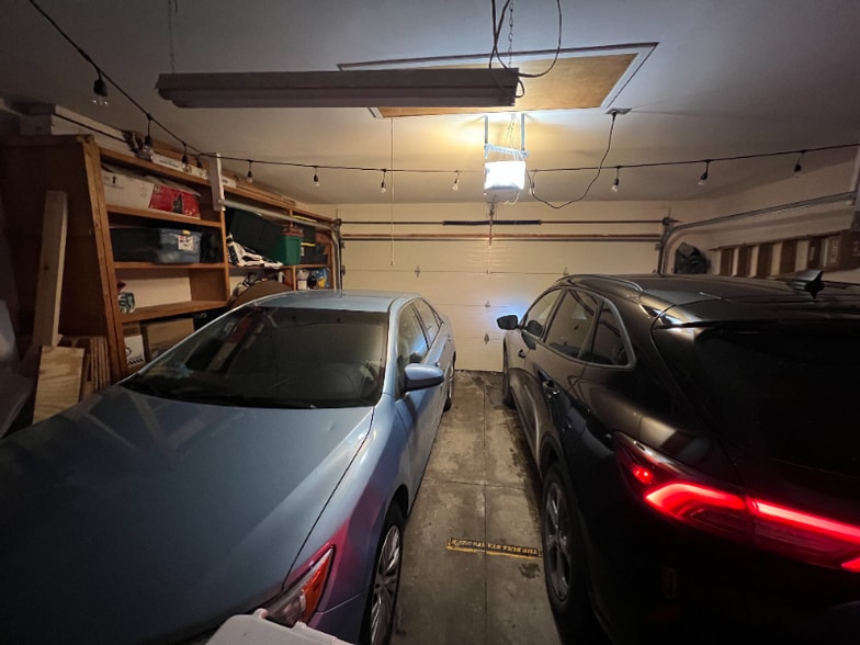 Building Photo - 611 Barrington Ct