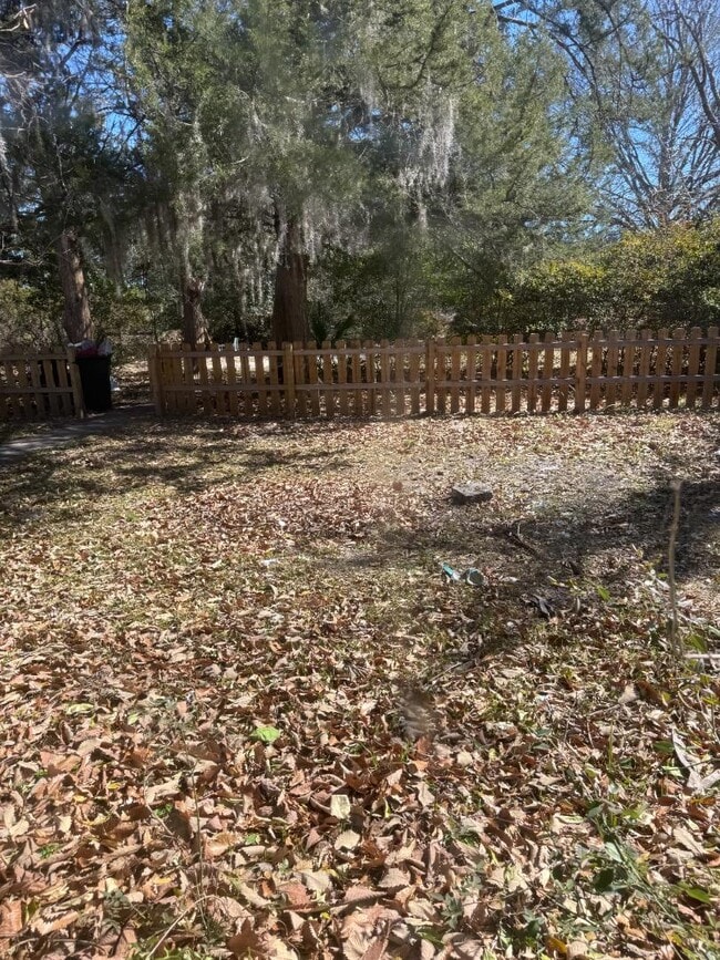 Building Photo - 2408 US-301