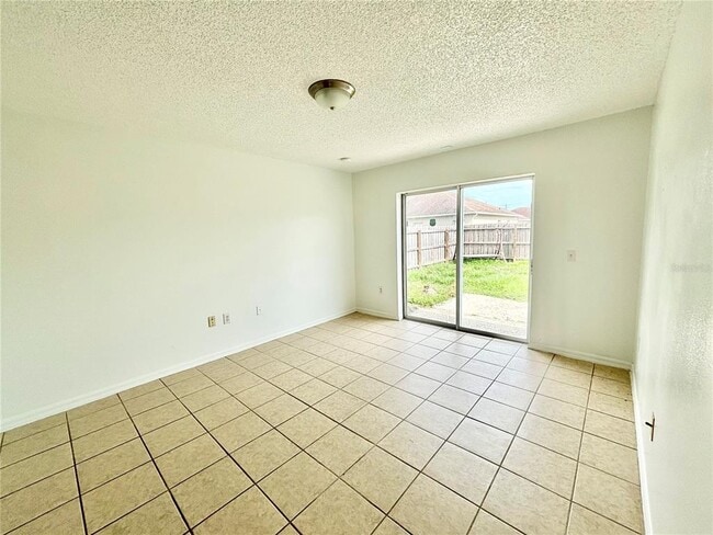 Building Photo - 362 Aylesbury Ct