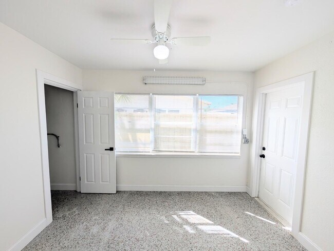 Building Photo - 124 146th Ave E