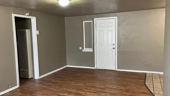 Building Photo - 1429 Mallard Dr