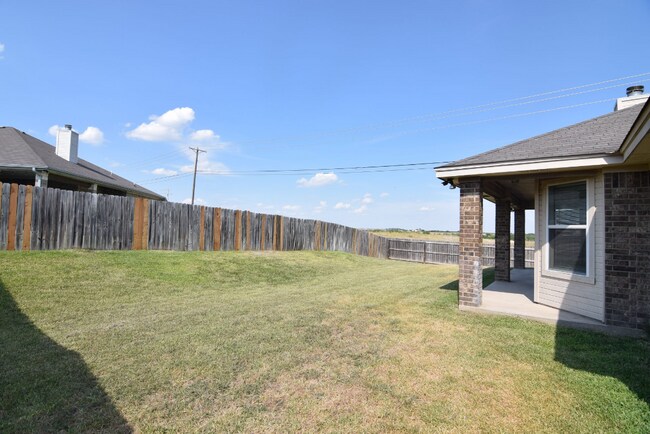 Building Photo - 3501 Salt Fork Dr