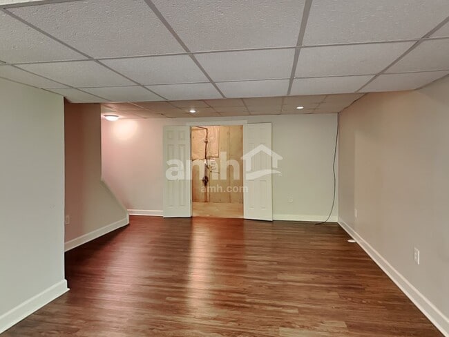 Building Photo - 6377 Beecher Ct