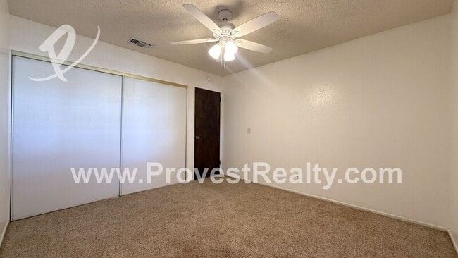 Building Photo - 18151 Deer Park Ln