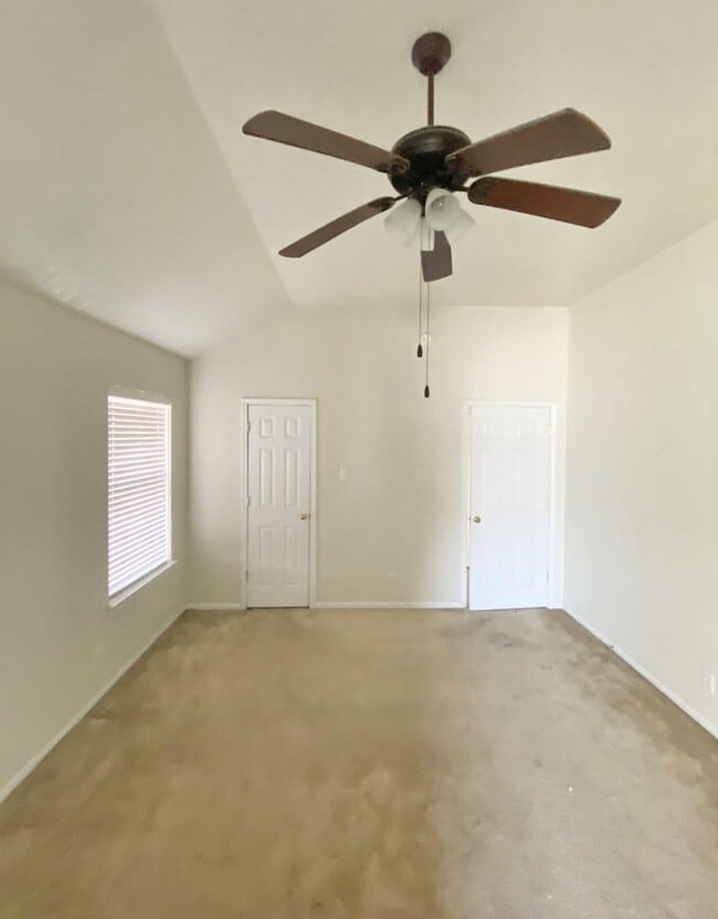 Building Photo - AVAILABLE SOON!