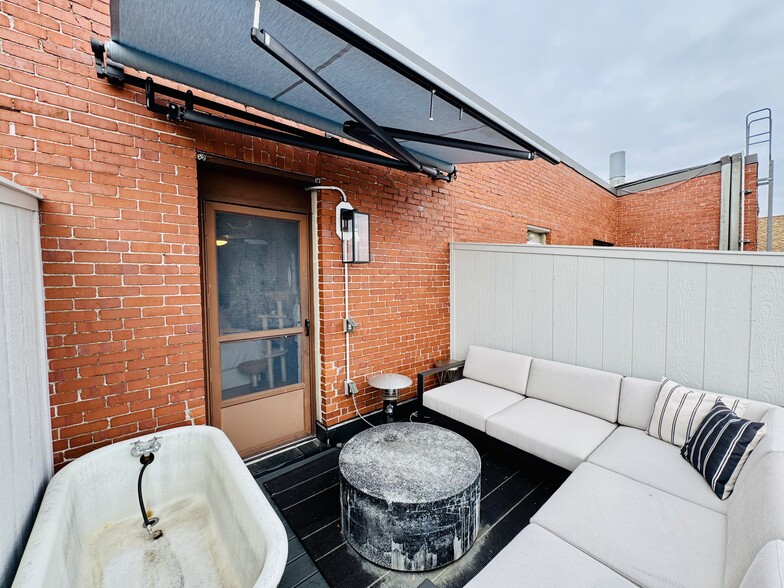 Building Photo - 265 Atwells Ave