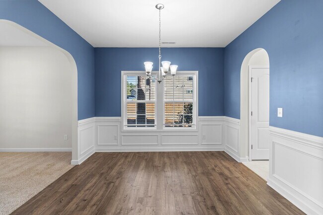 Building Photo - 4095 Irwin Dr