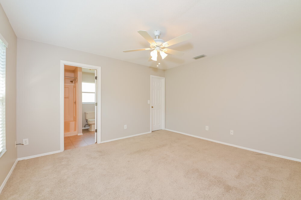 Building Photo - 4042 Banbury Cir