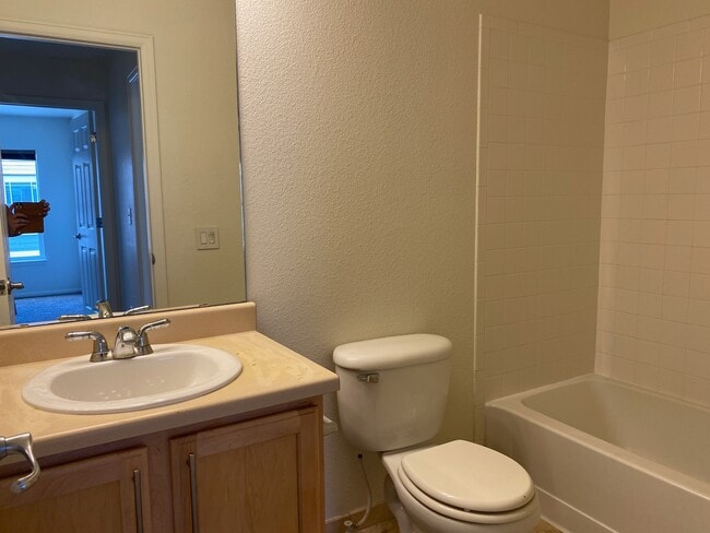 Building Photo - 9777 Mayfair St