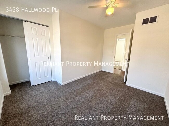 Building Photo - 3438 Hallwood Pl