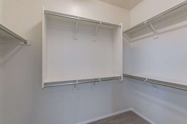 Building Photo - Gladden Farms Home