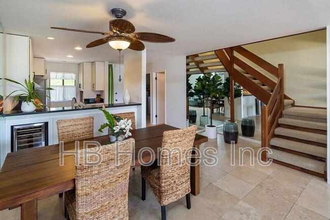 Building Photo - 348F Kaelepulu Dr