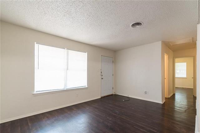 Building Photo - 2045 Avis Cir