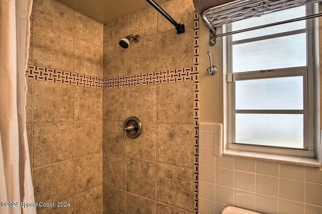 Building Photo - 1640 Coquina Dr