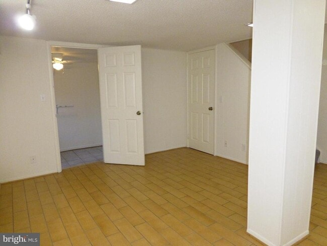 Building Photo - 4807 S 28th St