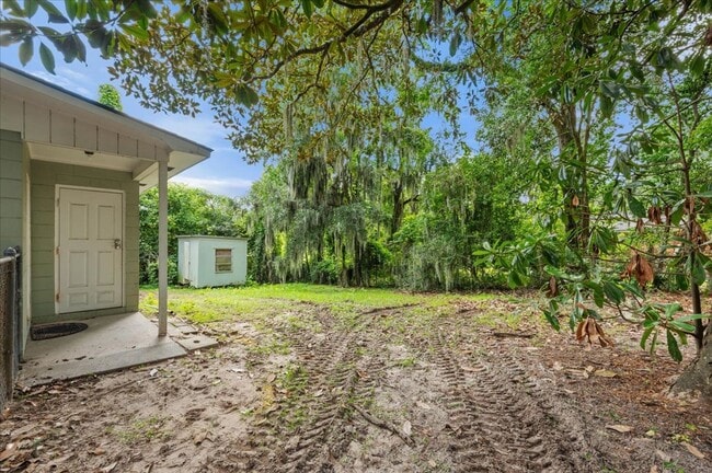 Building Photo - 3-Bedroom Home Near Memorial Hospital