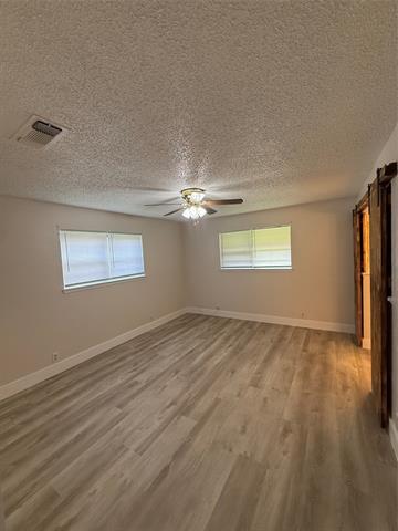 Building Photo - 2409 Caprice Ave