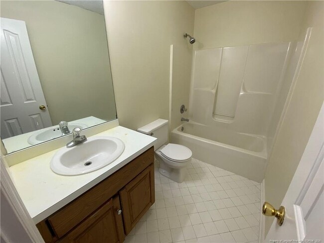 Building Photo - 1175 Helmsley Dr