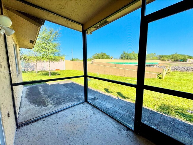 Building Photo - 10991 NW 30th Pl