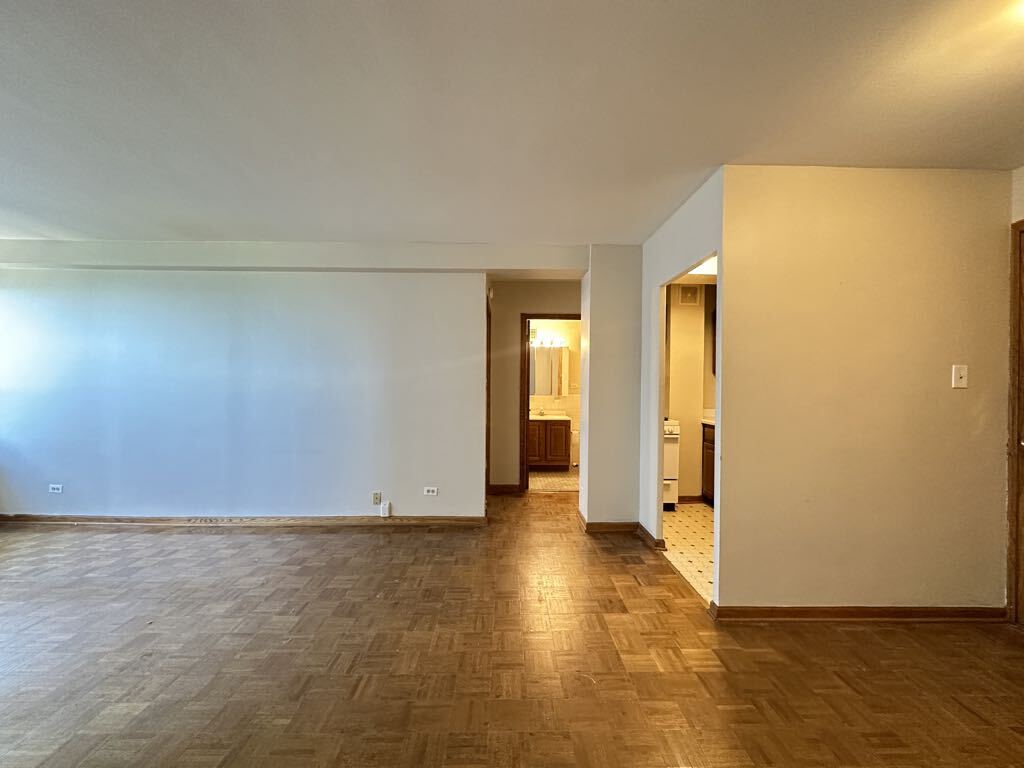 Building Photo - 4180 N Marine Dr