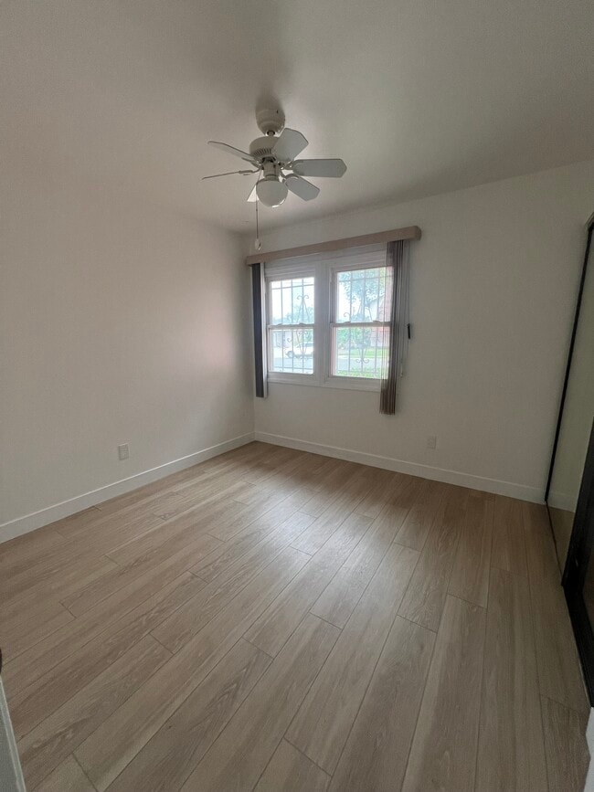 Building Photo - 4053 Mt Barnard Ave