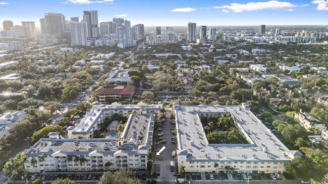 Building Photo - 1515 E Broward Blvd