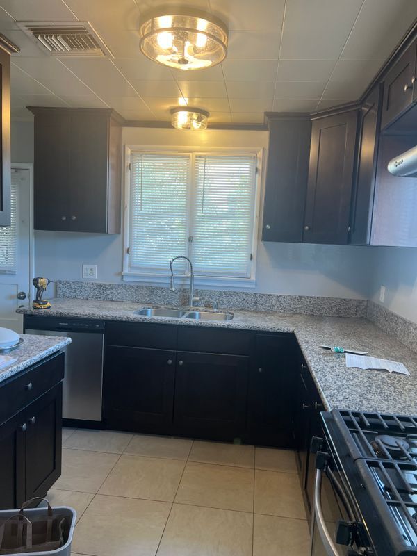 Building Photo - 2404 Wetherhead Dr