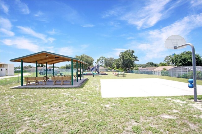 Building Photo - 928 Loma Bonita Dr
