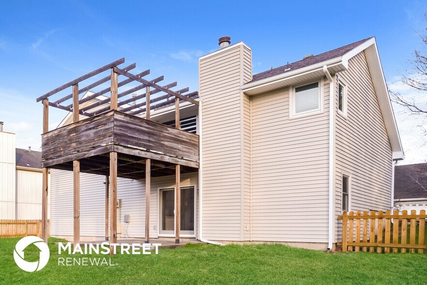Building Photo - 3535 Winchester Dr