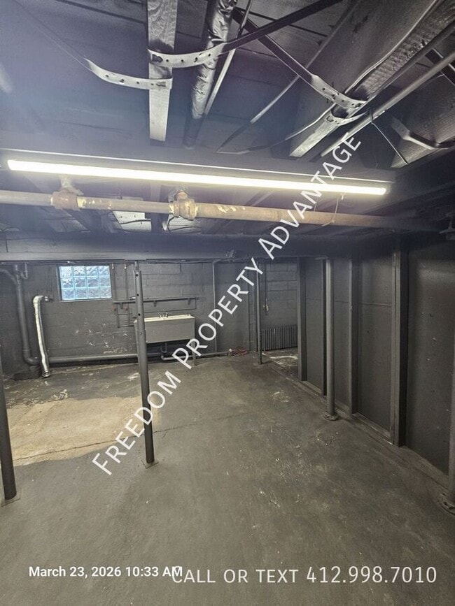 Building Photo - 1920 Idaho St