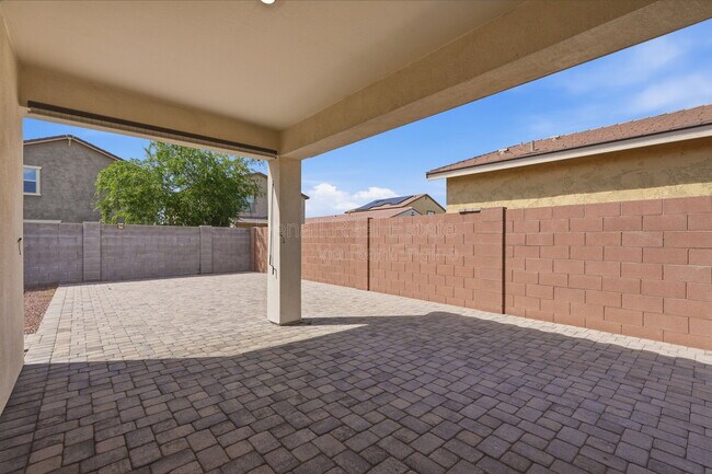 Building Photo - 13300 N 141st Ln