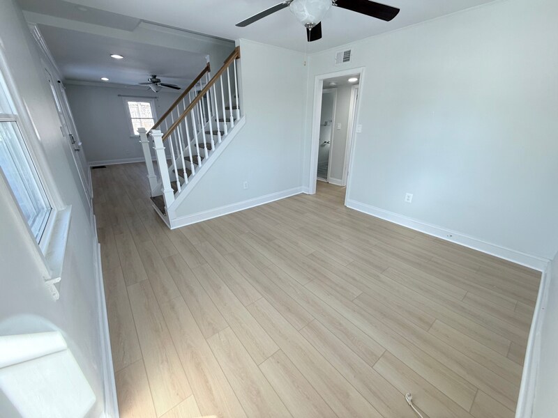 Building Photo - 6021 Park Pl