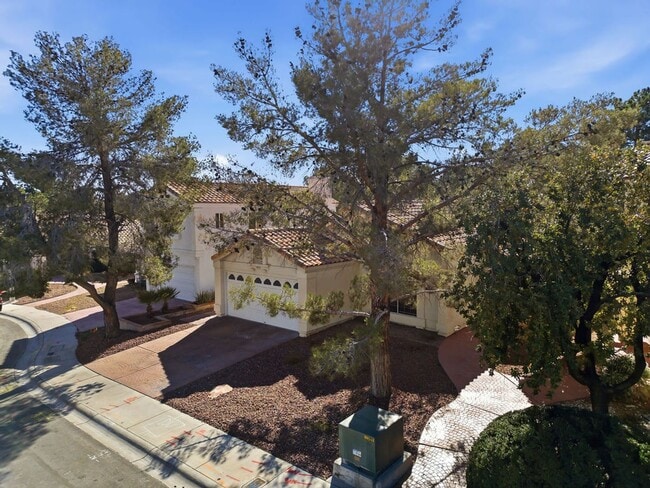 Building Photo - Updated 3-Bedroom Single-Story with 2-Car Garage