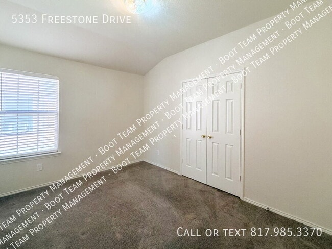 Building Photo - 5353 Freestone Dr