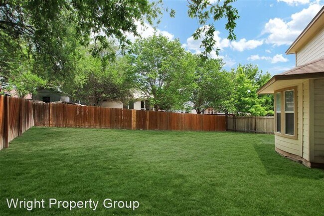 Building Photo - 6002 Woodway Pl